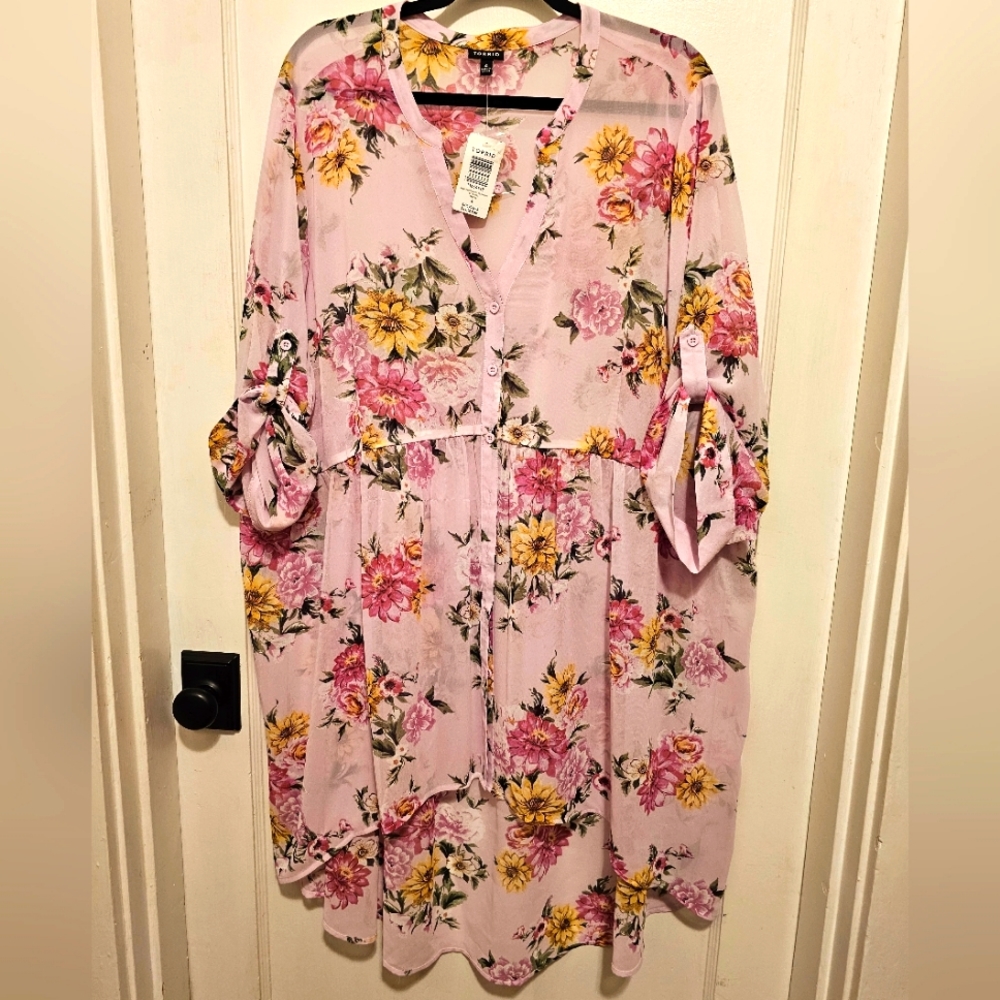 Torrid Sheer lilac floral button down tunic